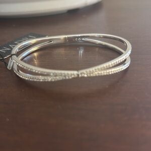 NADRI Sparkling Bracelet Cuff - silver